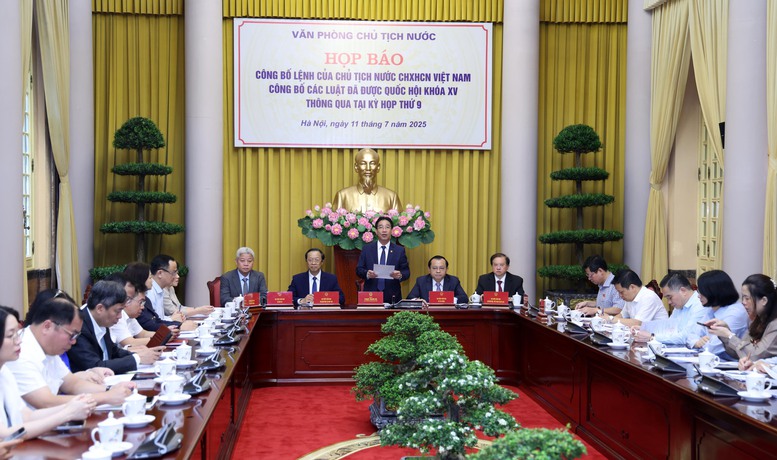 Luật Việc làm 2025: Bổ sung các quy định nhằm thể chế hóa 4 Nghị quyết đột phá - "bộ tứ trụ cột" đưa đất nước bước vào kỷ nguyên mới